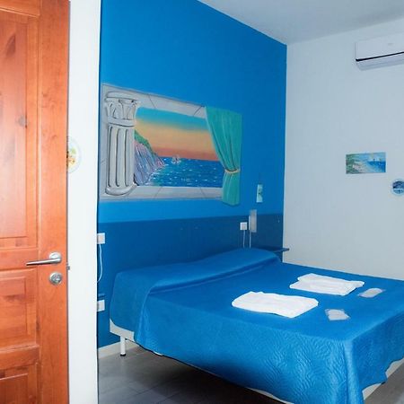 B&B Le Isole Napoli Bagian luar foto