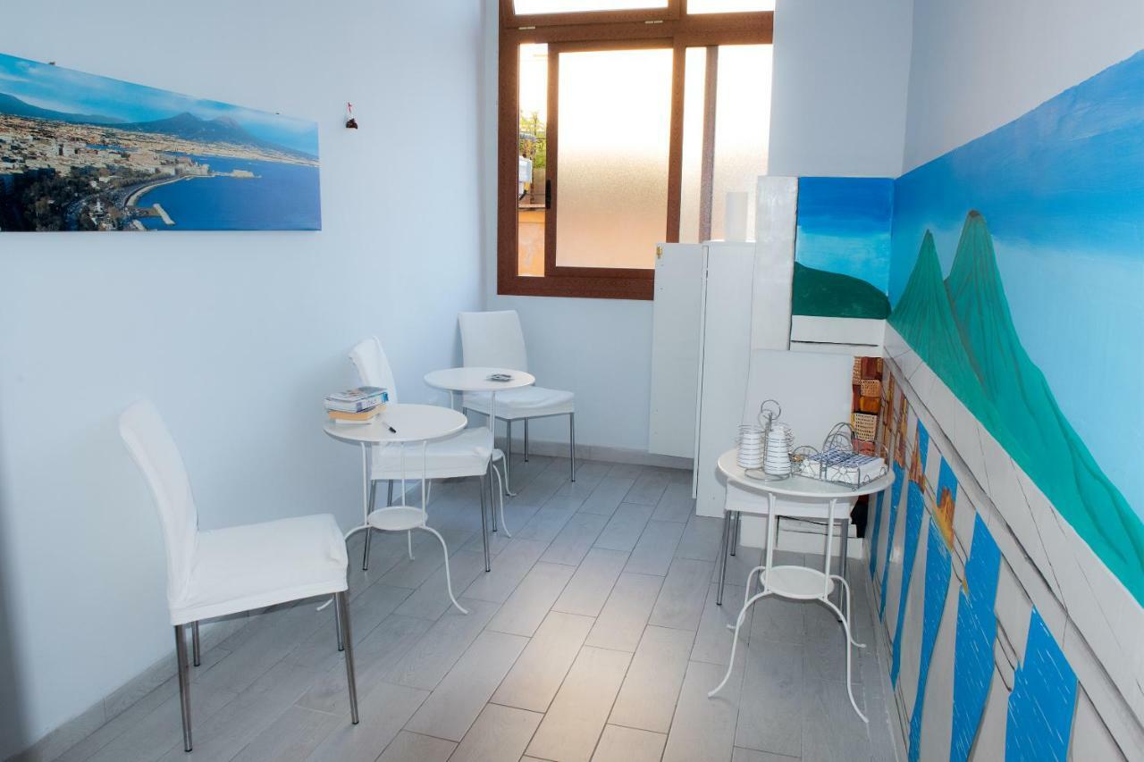B&B Le Isole Napoli Bagian luar foto